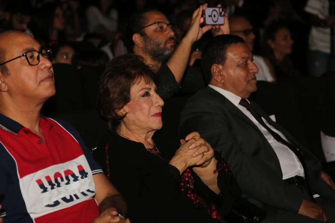 العرض المسرحي "فوتوغرافيا".. صور