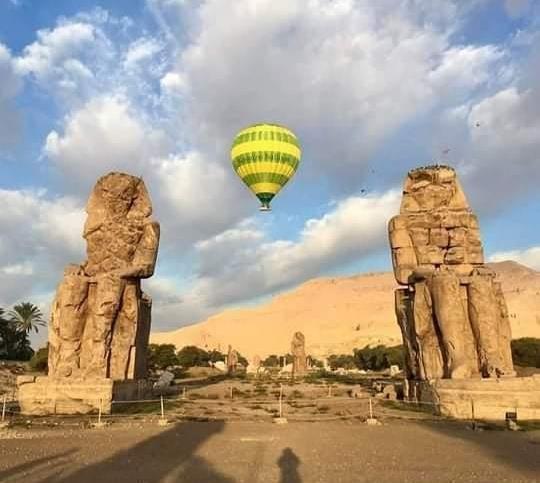 35 رحلة بالون طائر تغرد فى سماء الاقصر اليوم وعلى متنها 845 سائح
