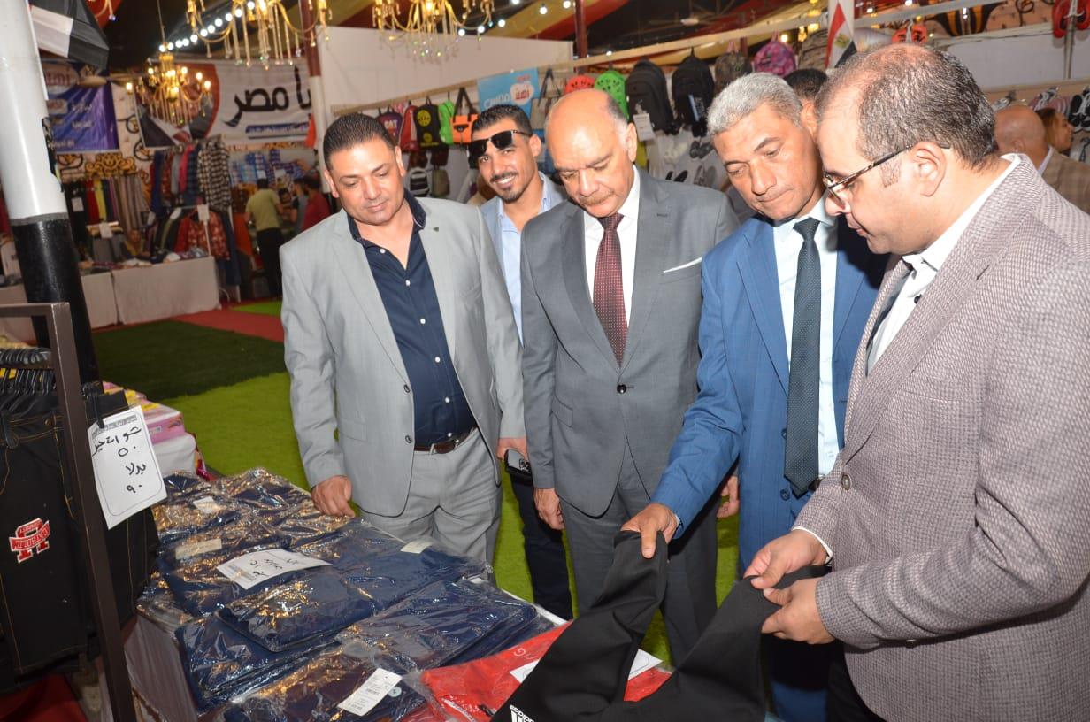 إفتتاح معرض الغرفة التجارية بالبحيرة الثاني "أهلا مدارس" لمستلزمات المدارس بمدينة كفر الدوار