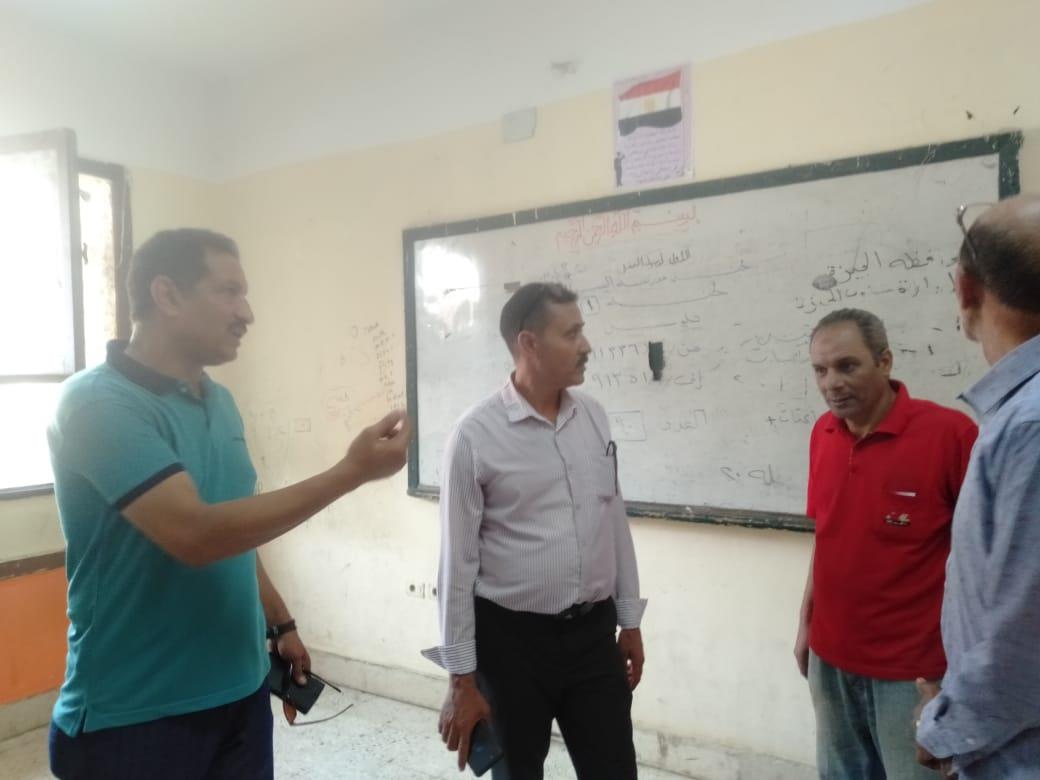 الاستعدادات لاستقبال العام الدراسي الجديد بمدارس تعليم الجيزة