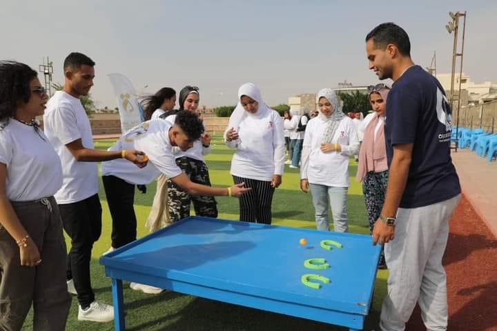 طلاب جامعة الأقصر يشاركون في معسكر تدريبي