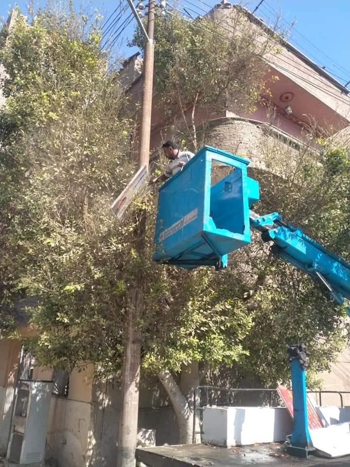 محافظ أسيوط يوجه باستكمال حملات إزالة اللافتات المخالفة