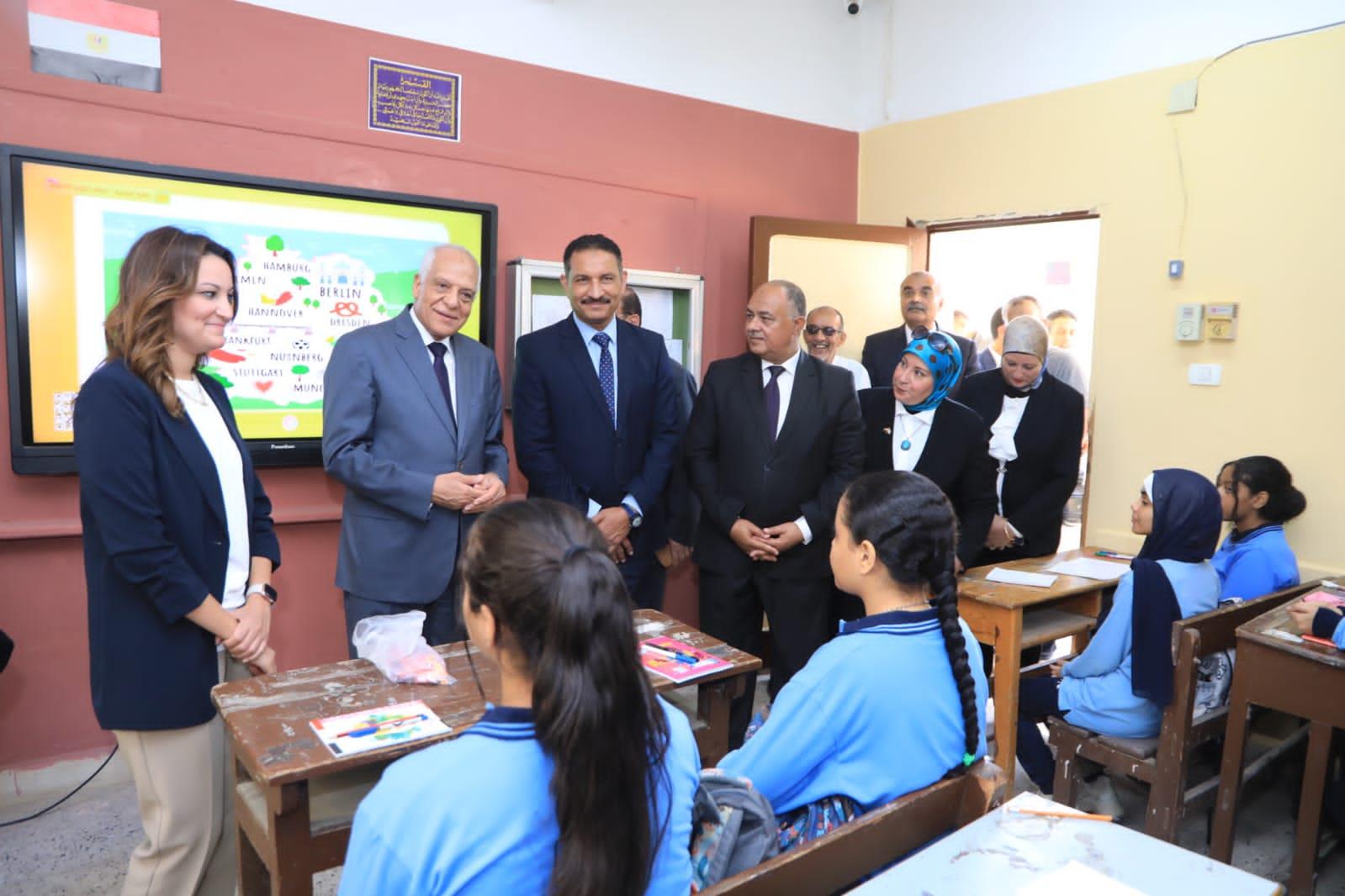 اللواء أحمد راشد محافظ الجيزة جولة تفقدية صباح اليوم