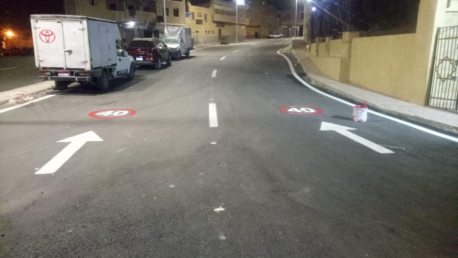 محافظ أسوان يتابع الأعمال الجارية بمشروع تطوير منطقة الطابية التاريخية الأثرية