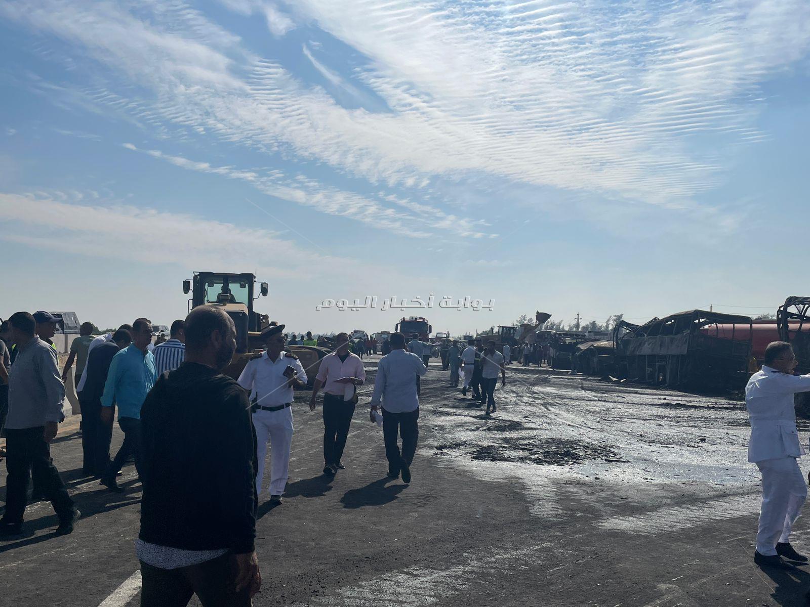  حادث مروع  مصرع 6وإصابة 54 شخصا إثر إصطدام أتوبيس