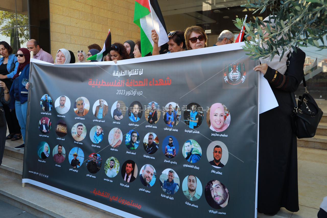 الصحفيين الفلسطينيين تنظم مسيرة التوابيت