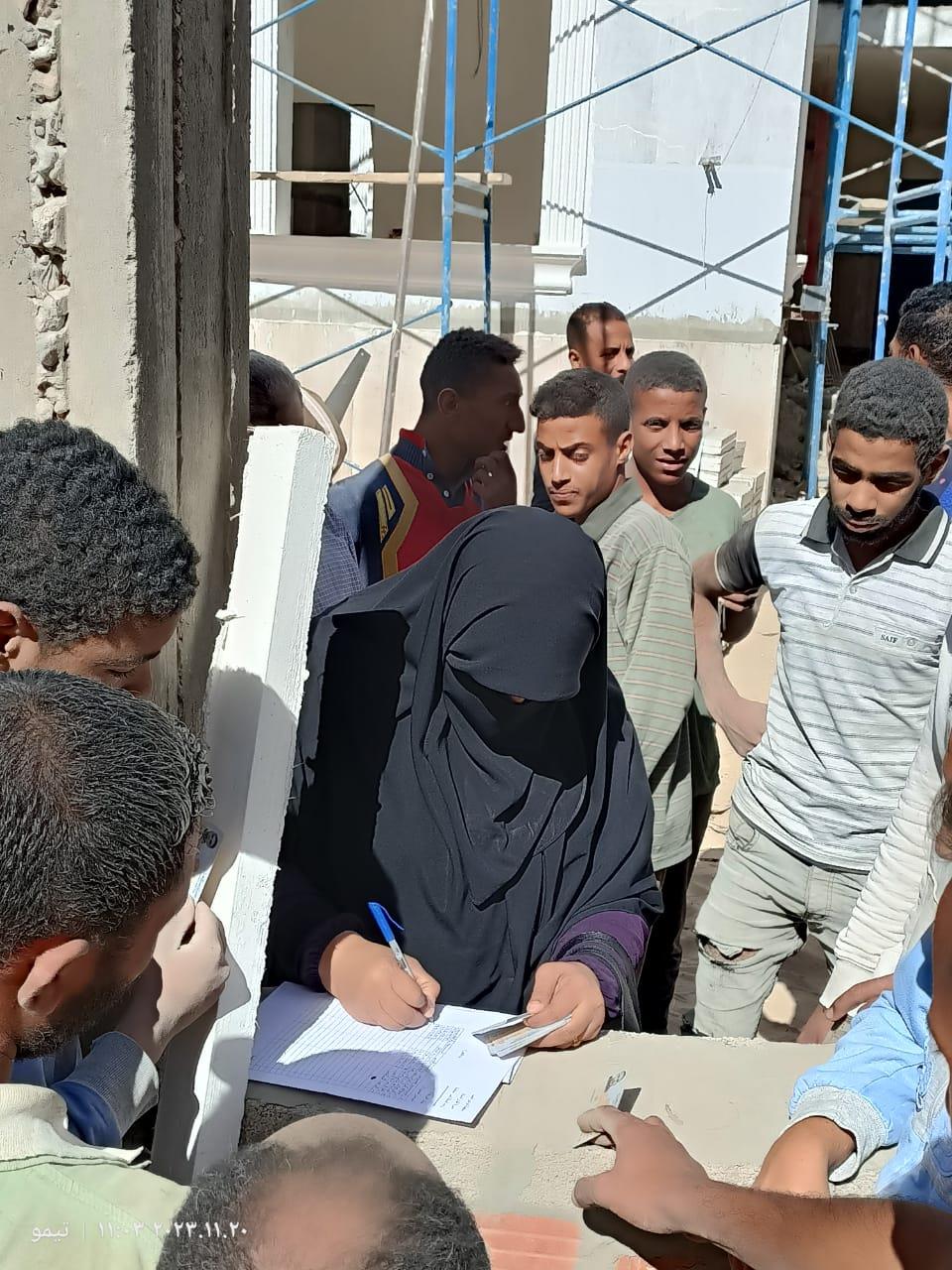 العمل تولصل تسجيل وحصر لعمالة غير منتظمة بالوادى الجديد
