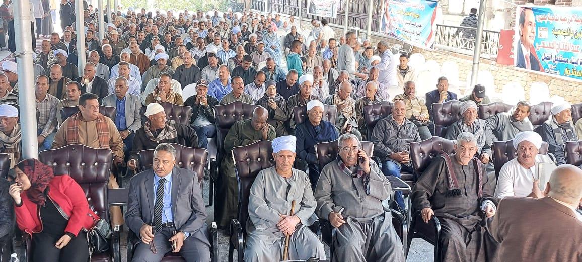 الزراعيين يؤيدون الرئيس السيسي في الانتخابات الرئاسية «كمل مشوارك كلنا معاك»
