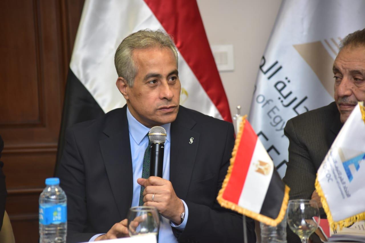 التقى قيادات "الغرف التجارية".. - وزيرالعمل:هدفنا صناعة بيئة عمل لائقة وصحية وجاذبة للاستثمار..