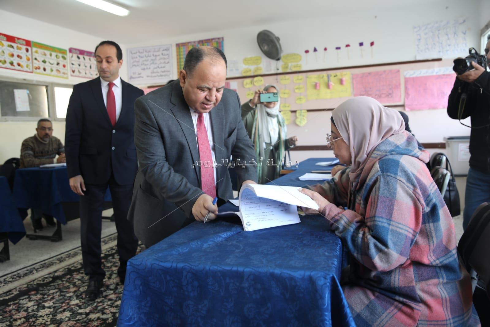 الانتخابات الرئاسية| وزير المالية: المصريون يكتبون تاريخًا في الممارسة الديموقراطية 