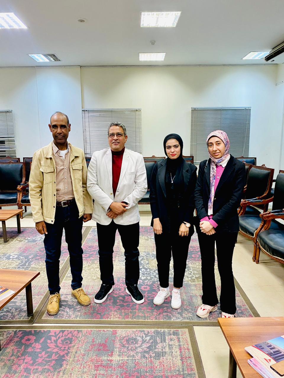 ندوة حول تعامد الشمس على الكرنك بمكتبة مصر العامة
