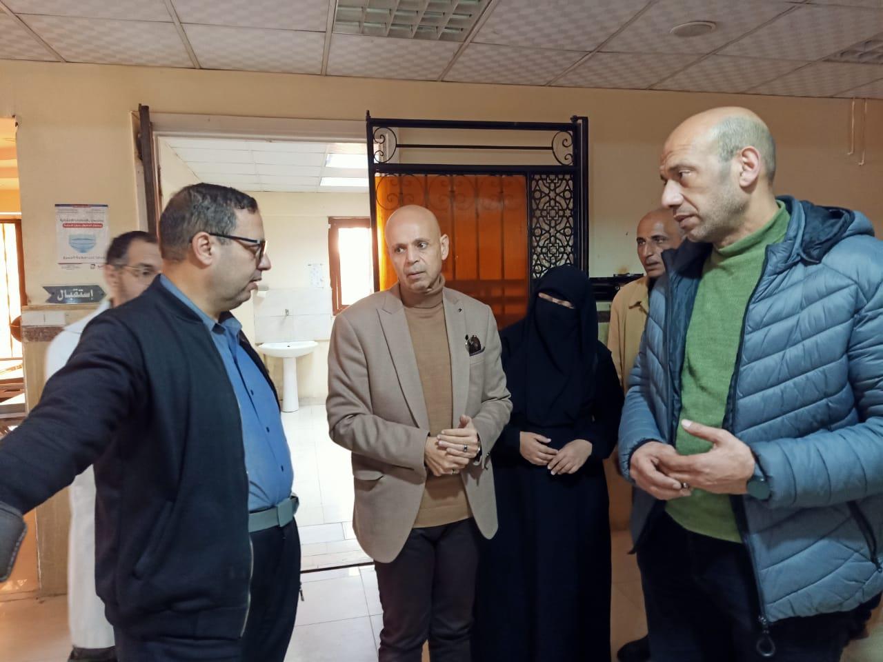 وكيل وزارة الصحة بالشرقية يتفقد تطوير مستشفى بلبيس المركزي