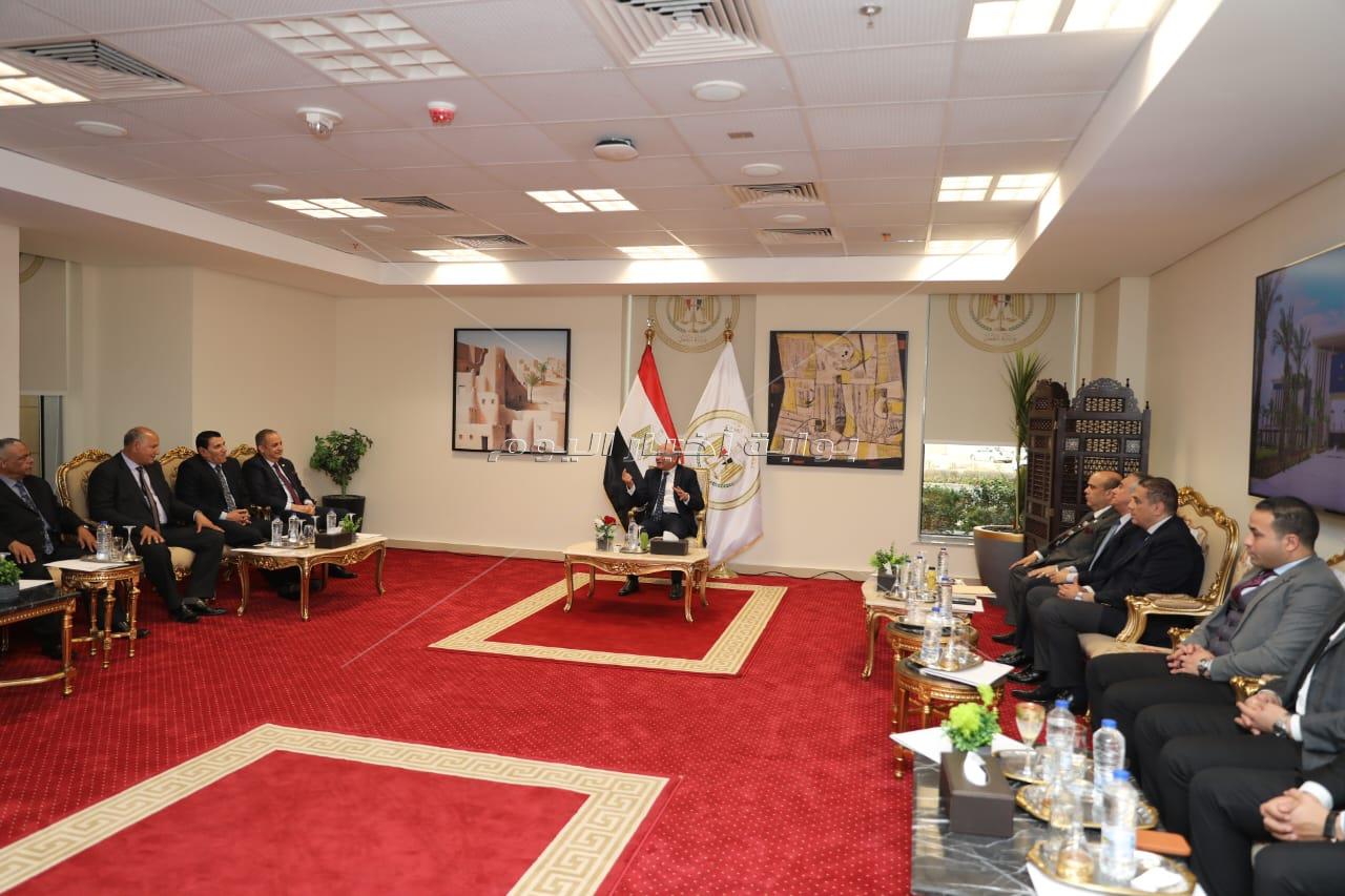 وزير العدل يلتقي مجلس إدارة نادي قضاة البحيرة‎