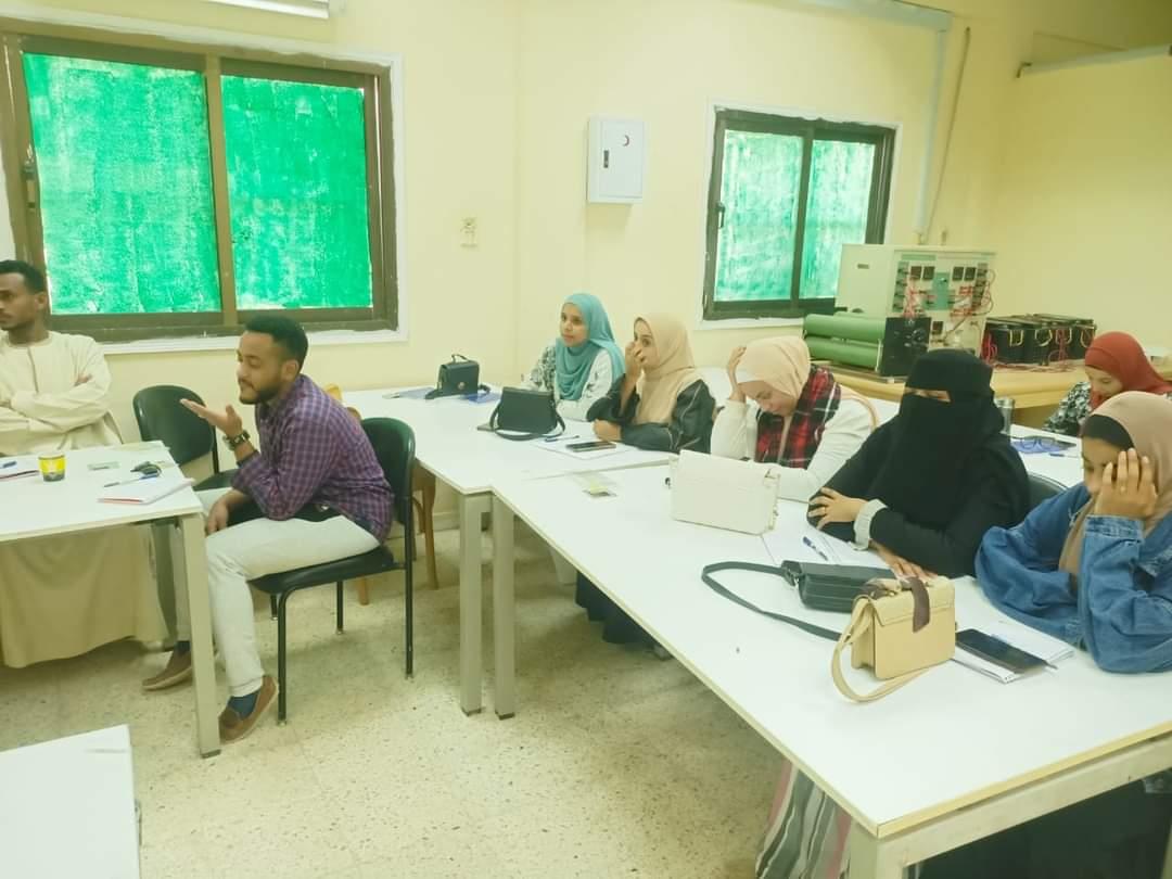  العمل: دورات تدريبية مجانية للشباب فى أسوان على المهن المستحدثة 