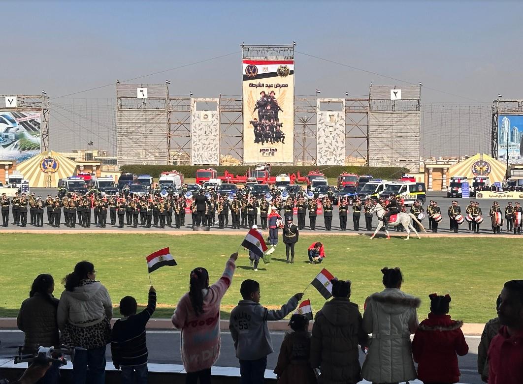 عروض لطلبة كلية الشرطة الفروسية واستعراض المهارات