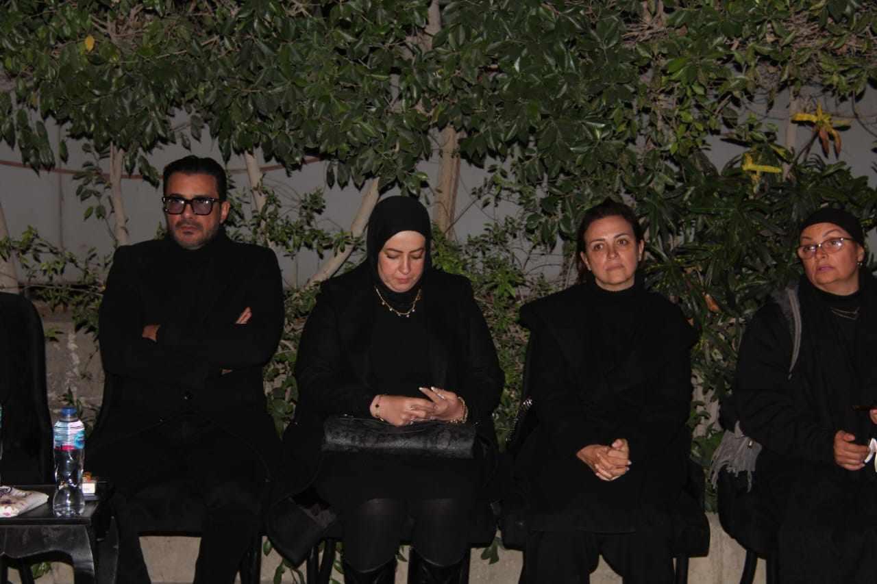 عزاء والدة ساندرا نشأت