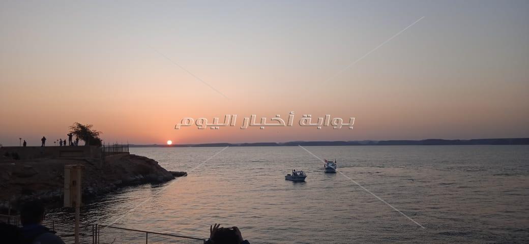 حارس معبد أبوسمبل..  ابتدائية ويجيد 8 لغات بطلاقة ..  زهد الزواج عشقاً فى الملك رمسيس الثاني