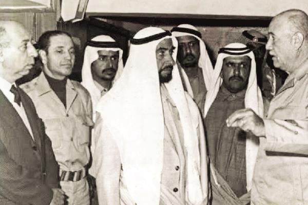 هذه هى الدولة الشقيقة وهذا هو محمد بن زايد| الإمارات وإنقاذ مصر من الأزمات الصعبة