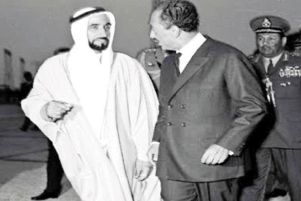 هذه هى الدولة الشقيقة وهذا هو محمد بن زايد| الإمارات وإنقاذ مصر من الأزمات الصعبة