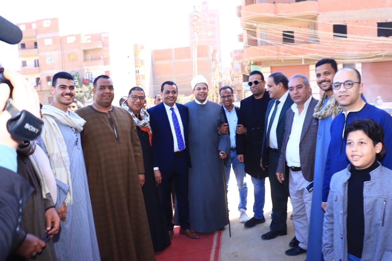محافظ سوهاج يفتتح مسجد الحج عبد الباري بطهطا