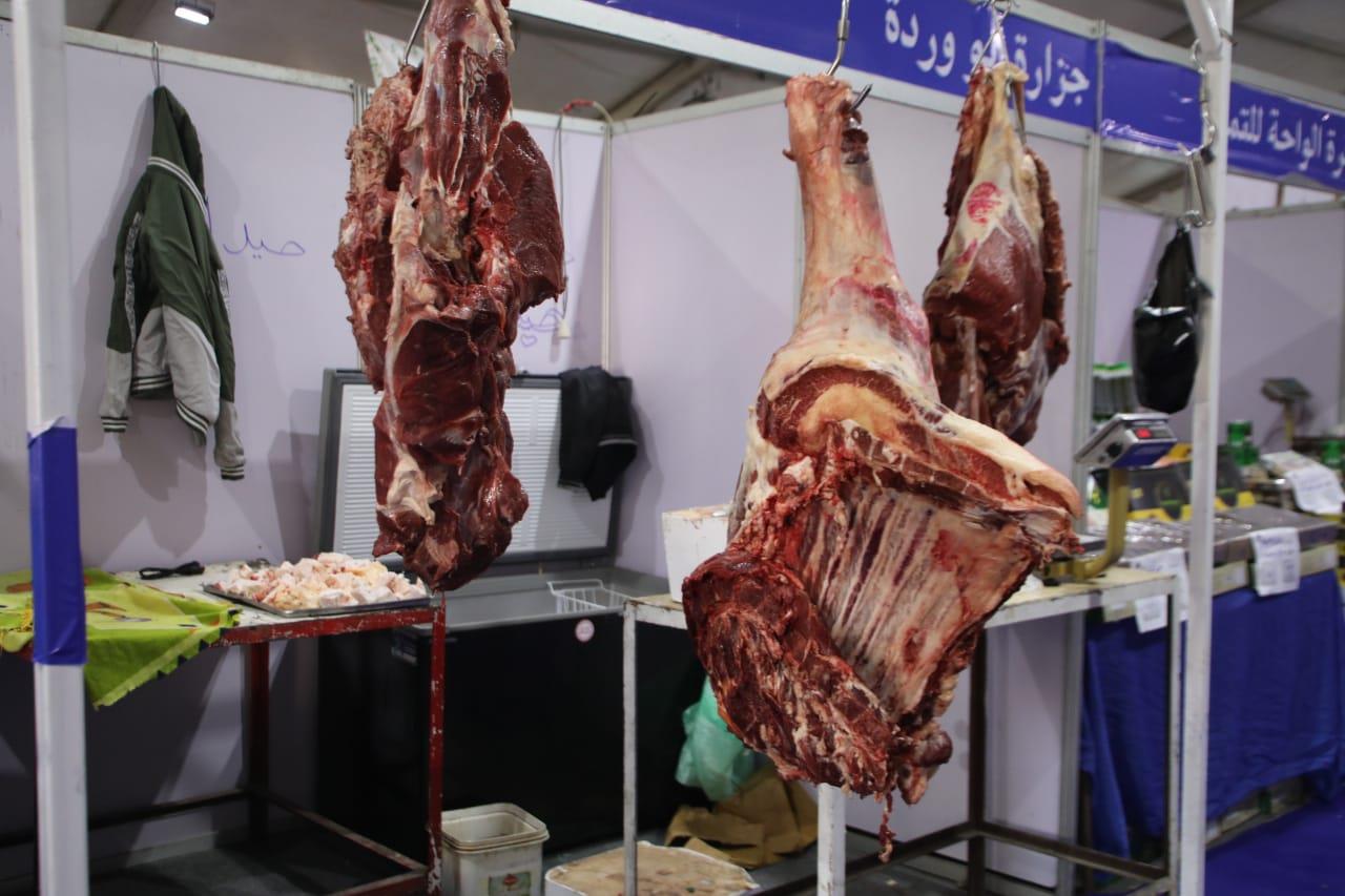 اللواء أحمد راشد محافظ الجيزة داخل معرض "أهلًا رمضان" بامبابه