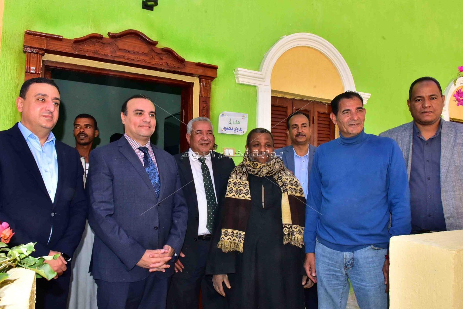 افتتاح أعمال إعادة إعمار عدد من منازل قرية نجع الجسور