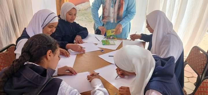 ورش فنية متنوعة ضمن فعاليات قصور الثقافة بمبادرة حياة كريمة بالأقصر