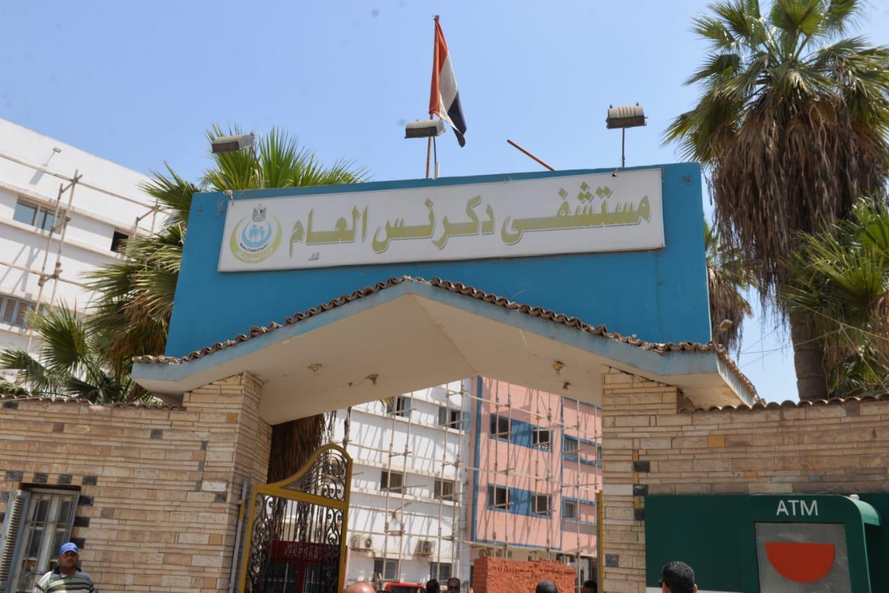 الدكتور أيمن مختار محافظ الدقهلية خلال جولة تفقدية