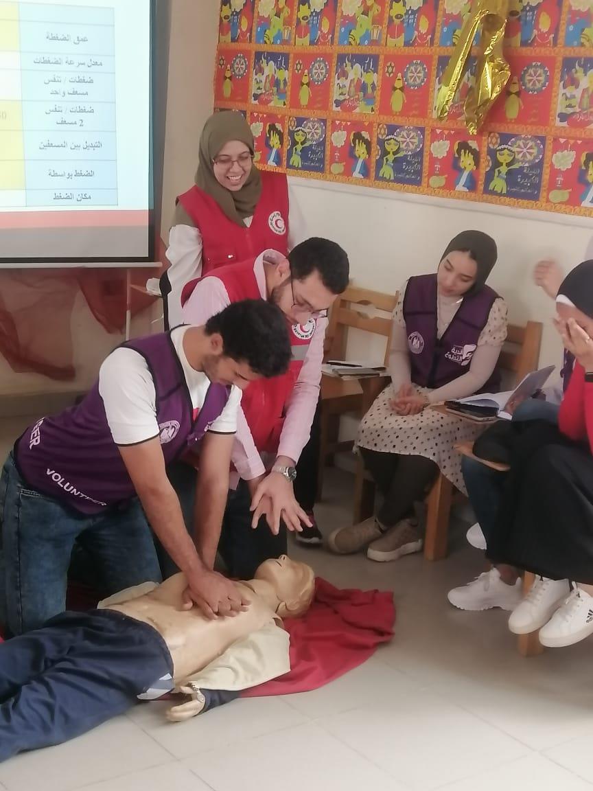 جامعة المنصورة تطلق قافلة طبية متكاملة إلى قرية الحوتة بالمنزلة .