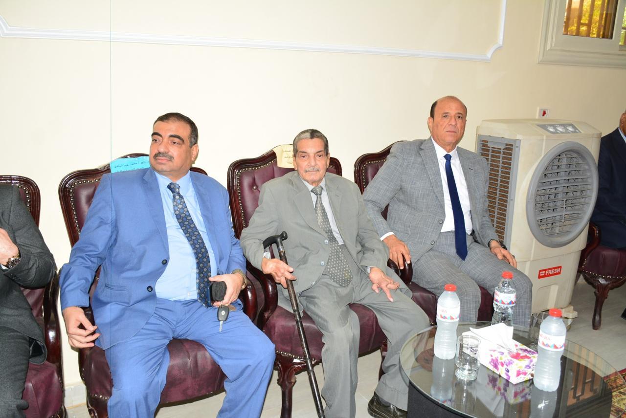محافظ سوهاج ورئيس هيئة النيابة الإدارية يفتتحان مقر هيئة النيابة الإدارية