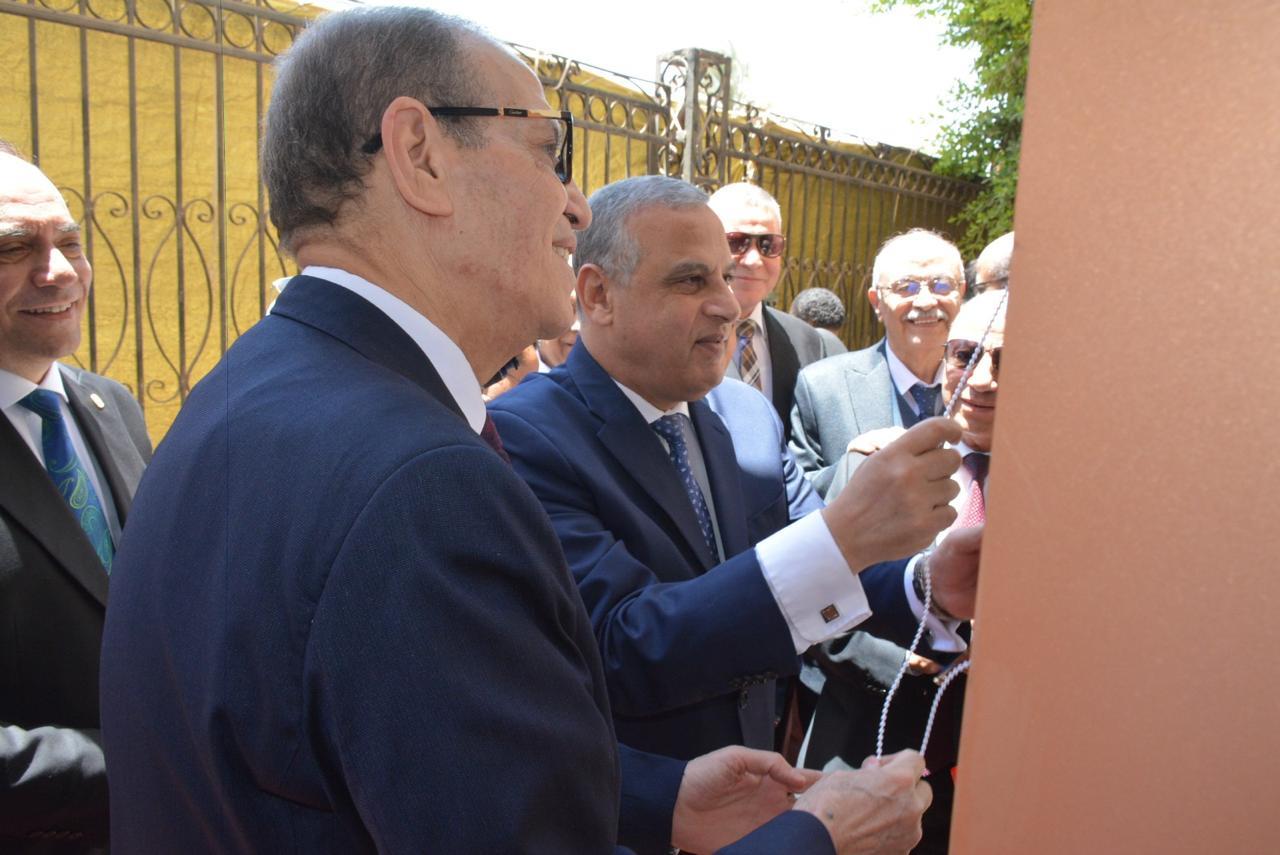 محافظ سوهاج ورئيس هيئة النيابة الإدارية يفتتحان مقر هيئة النيابة الإدارية