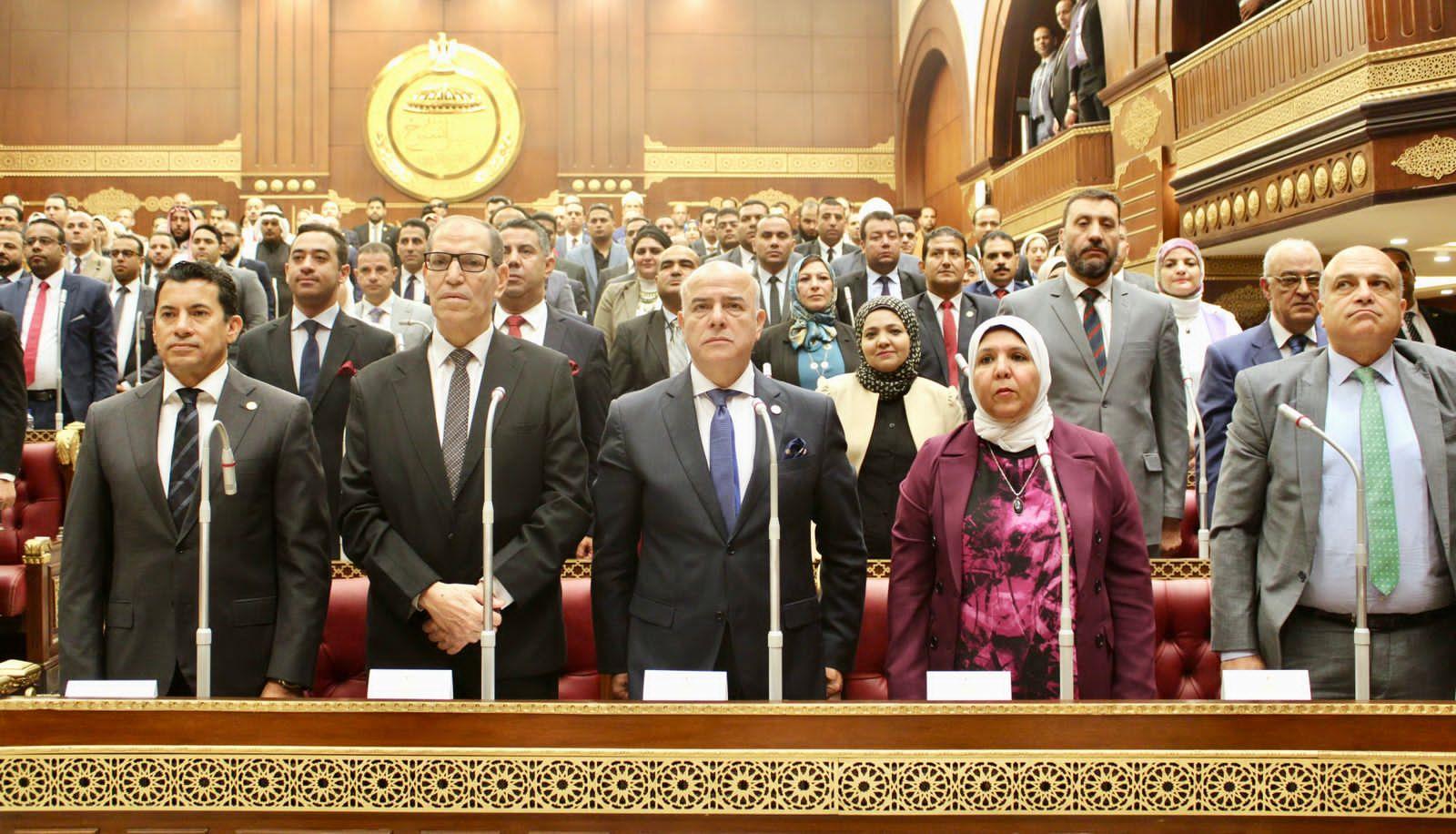 رئيس هيئة النيابة الإدارية يشهد الجلسة الافتتاحية لمحاكاة مجلس الشيوخ
