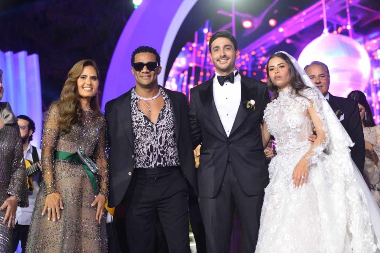 عمرو دياب و نجوم الفن والمشاهير في حفل زفاف ابنة محمد السعدي