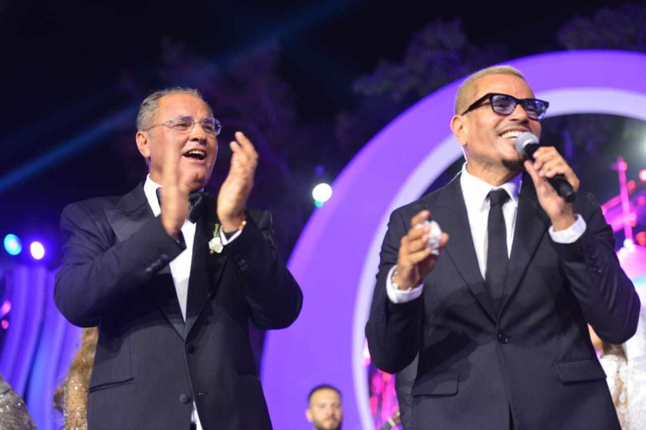 عمرو دياب و نجوم الفن والمشاهير في حفل زفاف ابنة محمد السعدي