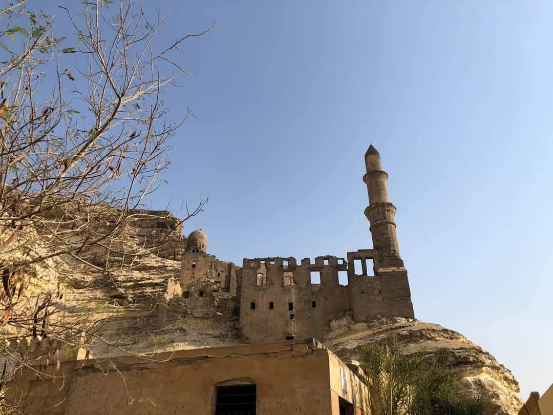 بالصور | أصل الحكاية | "جامع شاهين الخلوتي" بالأباجية: تحفة معمارية و رمزًا للروحانية وإرث صوفي