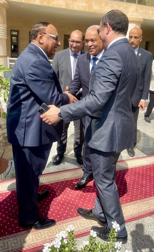 رئيس هيئة النيابة الإدارية يلتقي رئيس هيئة قضايا الدولة