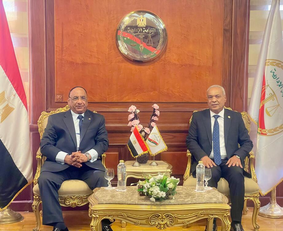 رئيس هيئة النيابة الإدارية يلتقي رئيس هيئة قضايا الدولة