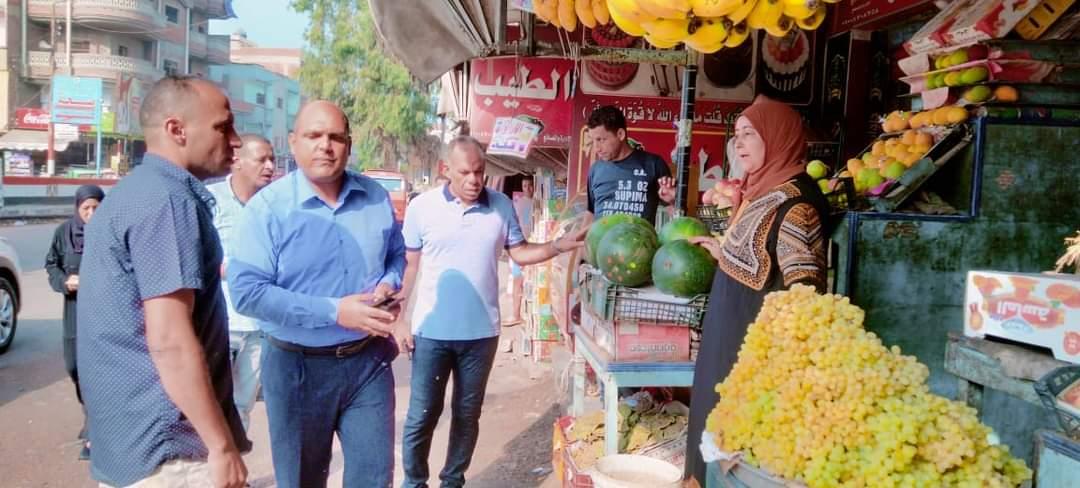 رئيس مدينة دسوق بكفر الشيخ يقود حملة لإزالة الإشغالات