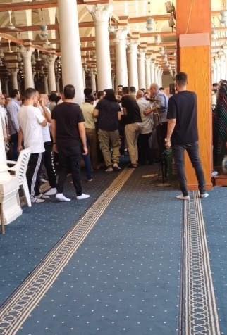 خروج جثمان الفنان أحمد فرحات من مسجد عمرو بن العاص | صور