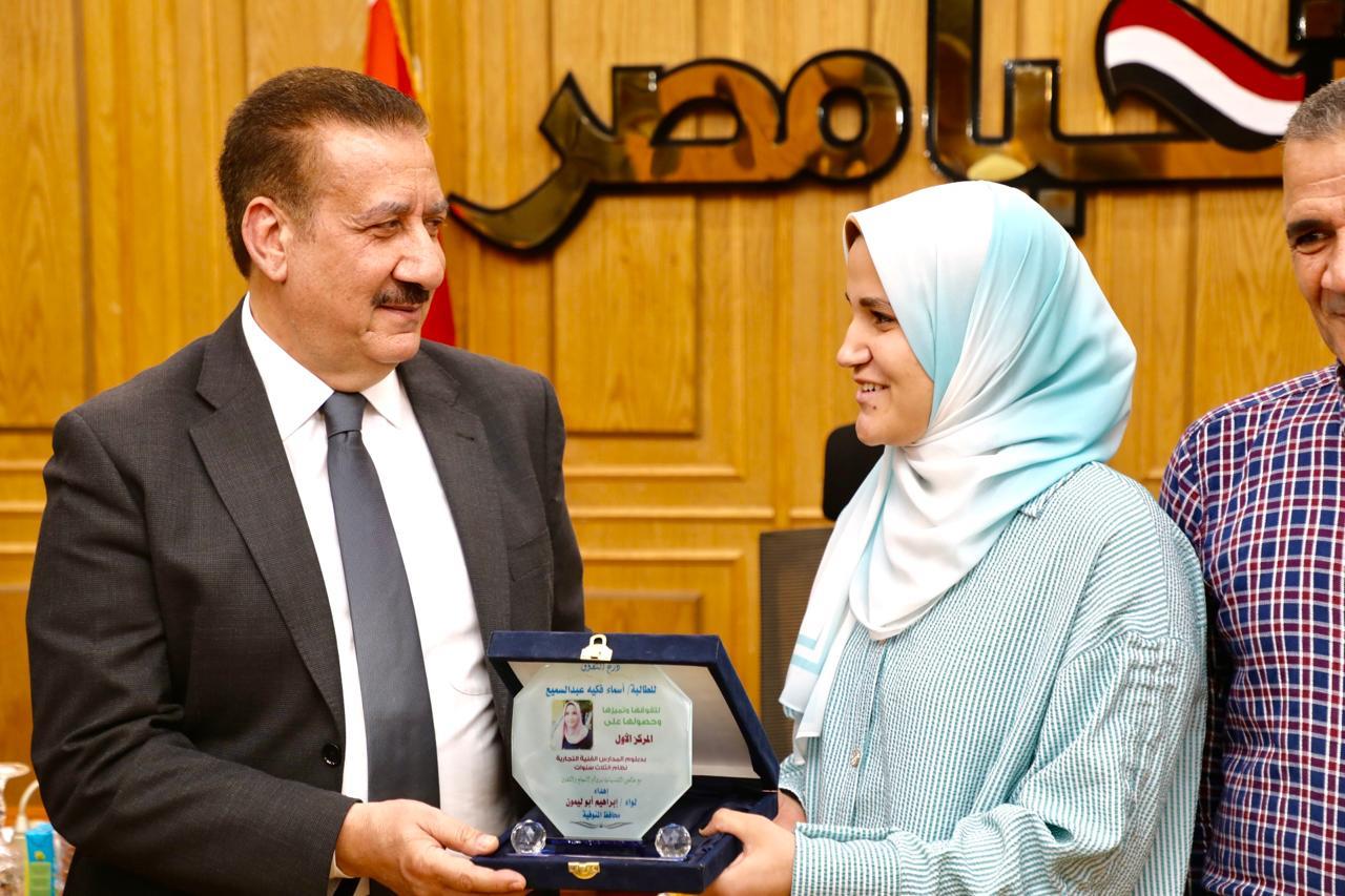  اليوم اللواء إبراهيم أبو ليمون محافظ المنوفية