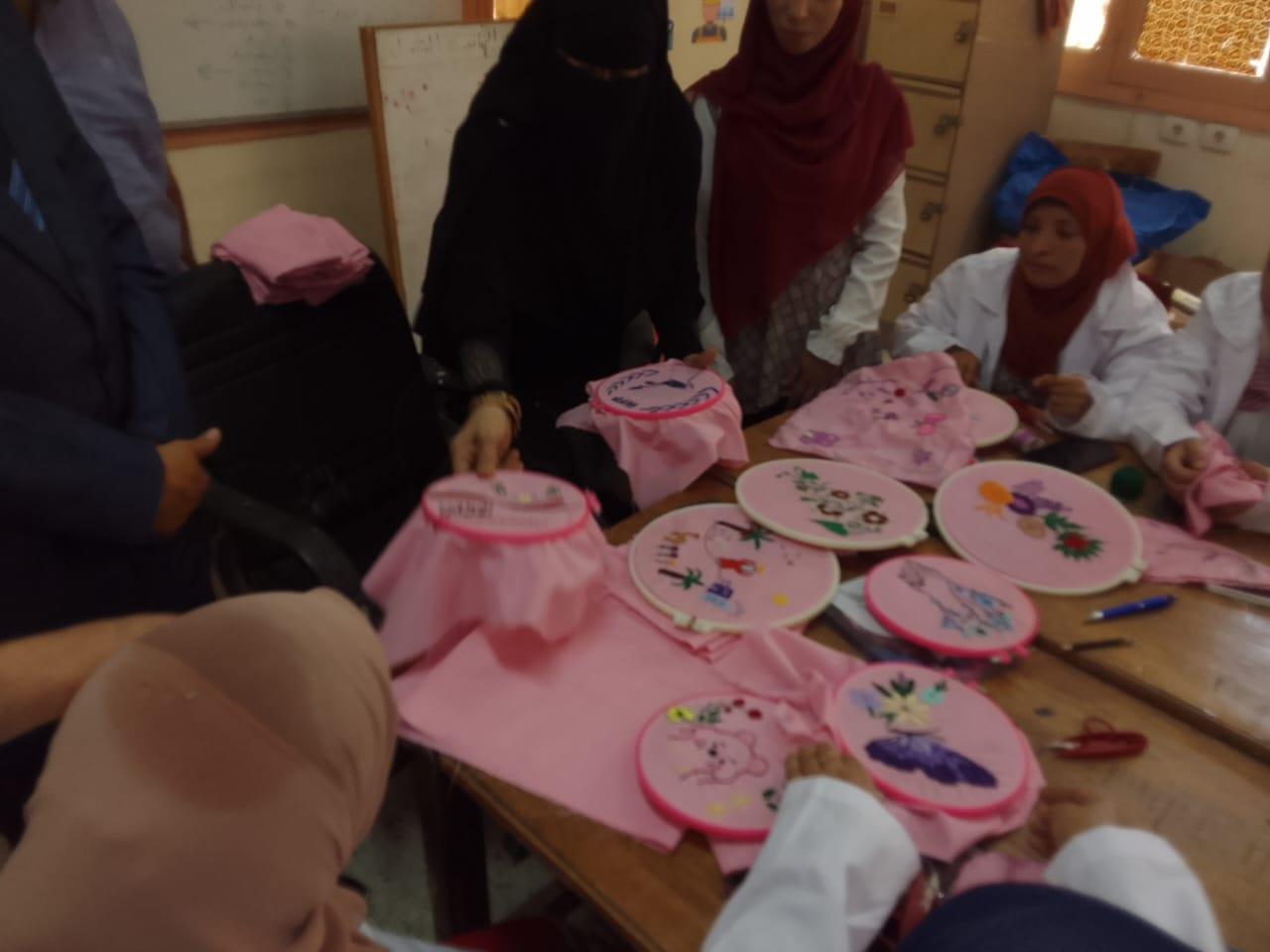 العمل :  دورات تدريبية مجانية على مهن  بمراكز التدريب المهني بسوهاج 