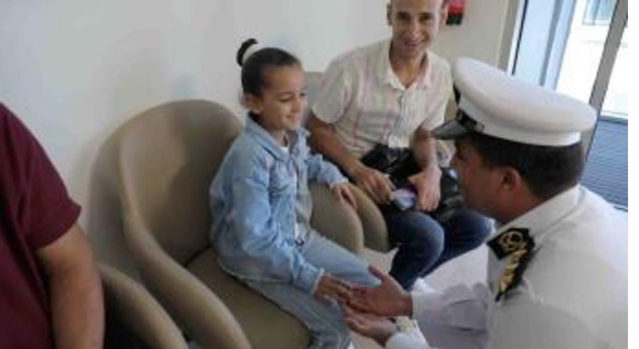 صور| الداخلية توجه وفدًا لزيارة مستشفى أهل مصر لتوزيع الهدايا على المرضى