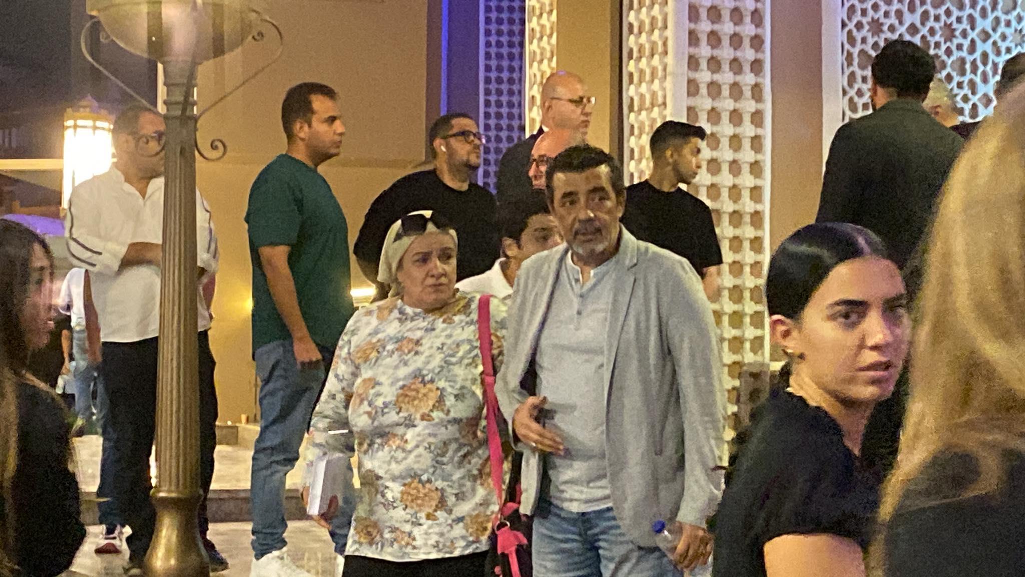 نجوم الفن في عزاء ناهد رشدي بمسجد الشرطة