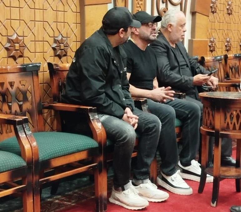 نجوم الفن في عزاء ناهد رشدي بمسجد الشرطة