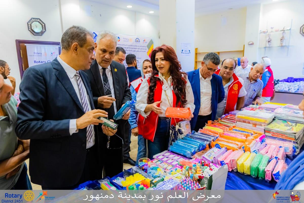 مدارس البحيرة تستقبل طلابها في أول أيام العام الدراسي وسط حالة من الانضباط و الالتزام . 