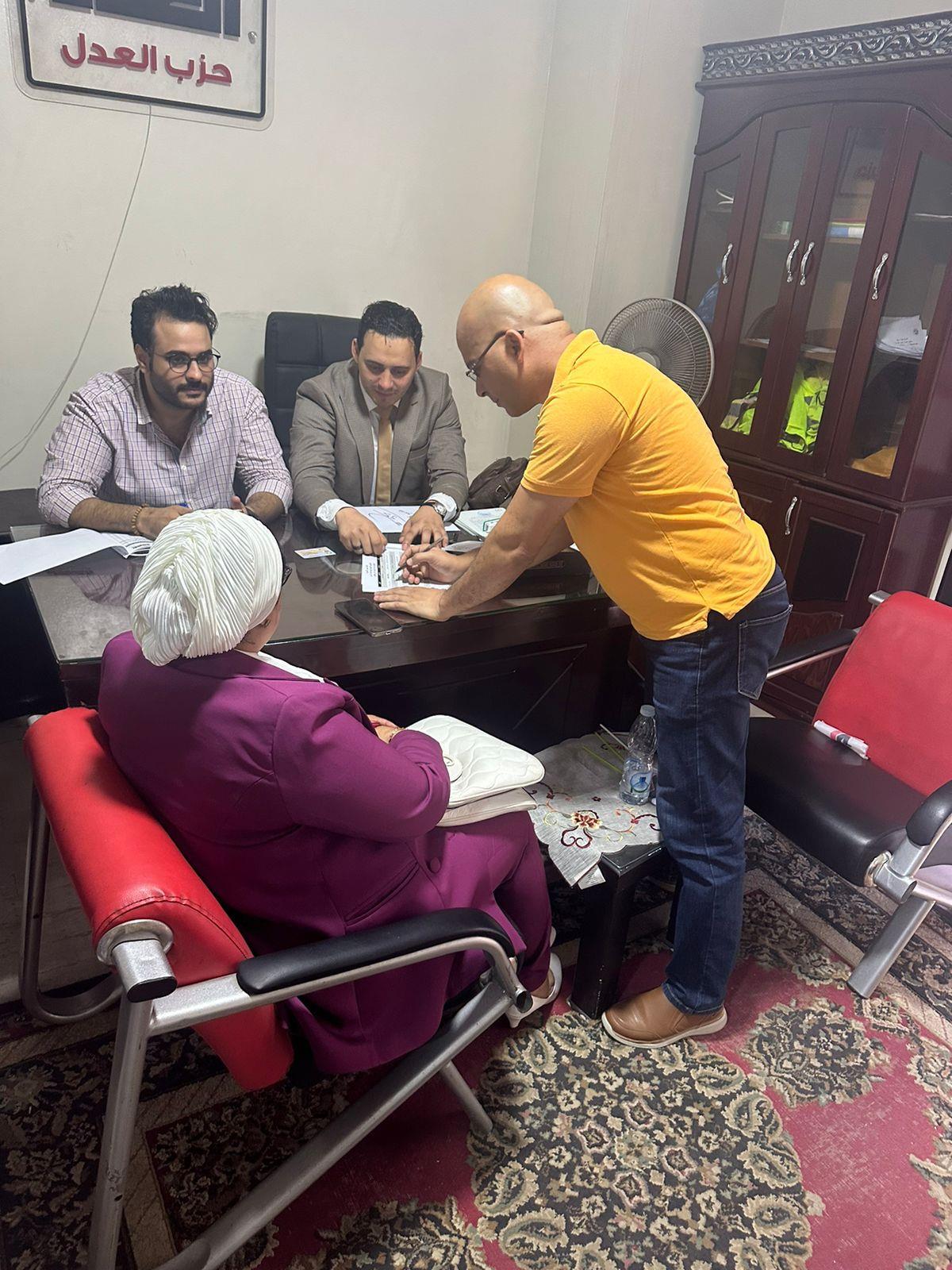 بدء التصويت في انتخابات الهيئة العليا لحزب العدل بعدد من المحافظات 
