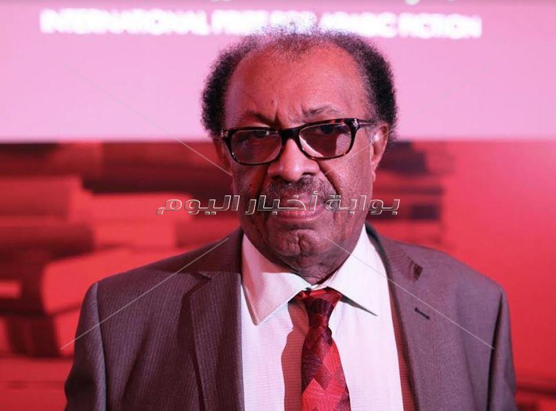 أحمد عز، أحمد مراد وإبراهيم عبد المجيد وهشام الجخ يشاركون في "الشارقة الدولي للكتاب"