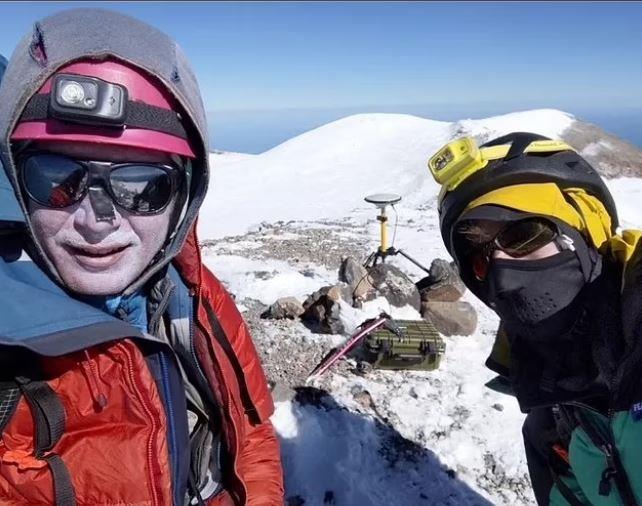 جبل رينييه في واشنطن يتقلص بفضل ارتفاع درجات الحرارة| صور