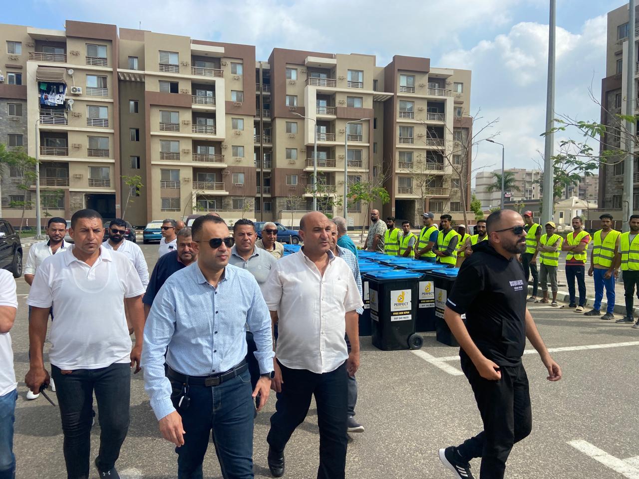 رئيس جهاز دمياط الجديدة يشهد إصطفاف معدات وأفراد الشركات المكلفة بأعمال صيانة ونظافة