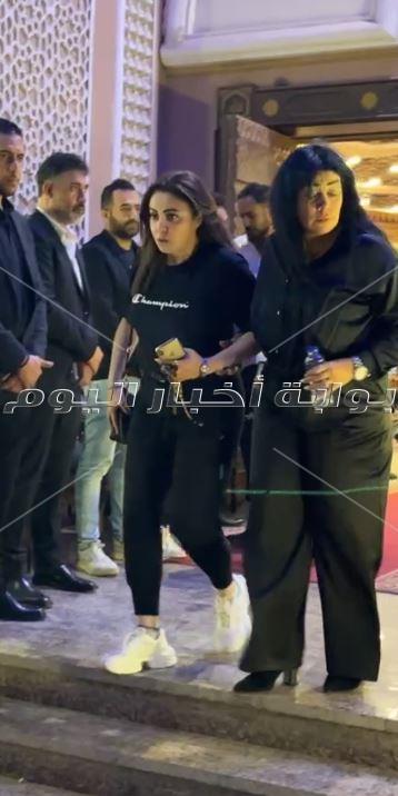 نجوم الغناء وصناع الأغنية في عزاء الشاعر أحمد علي موسى